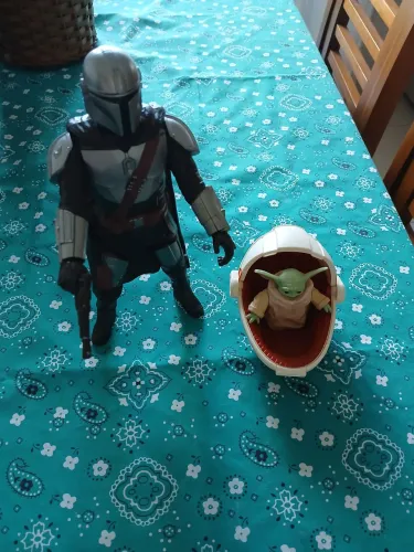 Star Wars Mandalorian e baby yoda bonecos