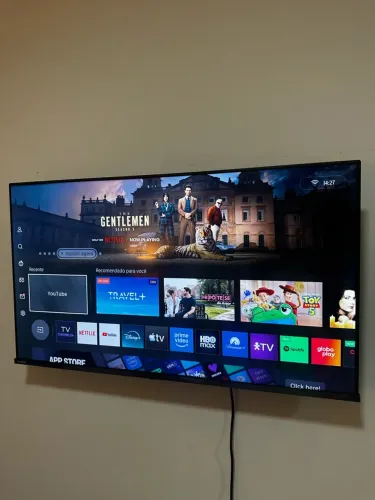 Smart tv Tochiba 43 polegadas ainda na garantia