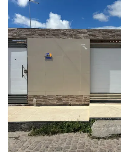 CASA COM 3/4 BAIRRO GABRIELA