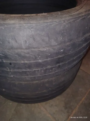 Pneu 225/50-17