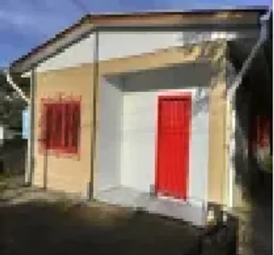 Casa para Venda em Porto Alegre, Lomba do Pinheiro, 3 dormitórios, 1 banheiro