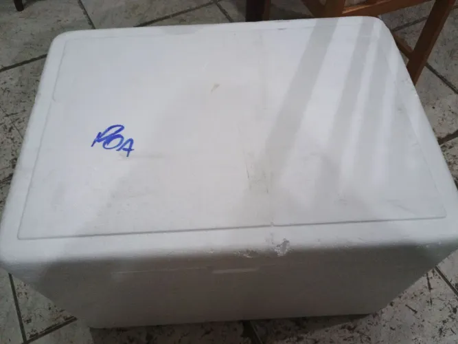 Caixa de isopor 120 litros 