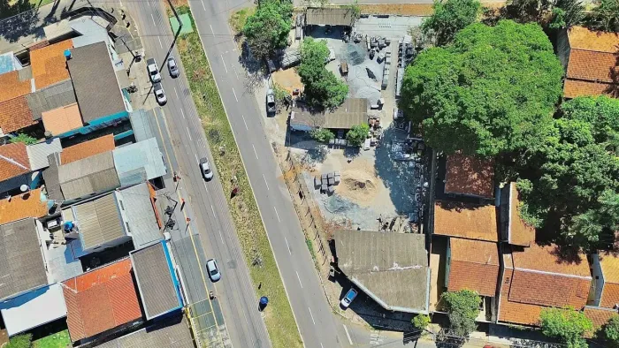 Terreno Comercial à Venda, com 1.632m2, Avenida Madrid, no Setor Faiçalville