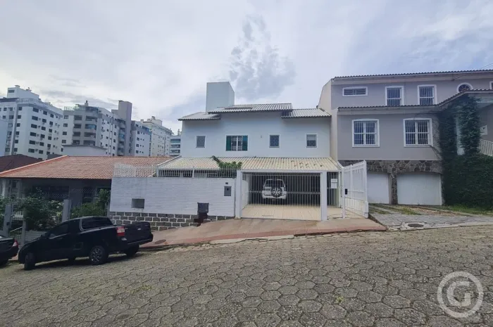 Espaço comercial estratégicamente localizado no bairro Agronômica, Florianópolis