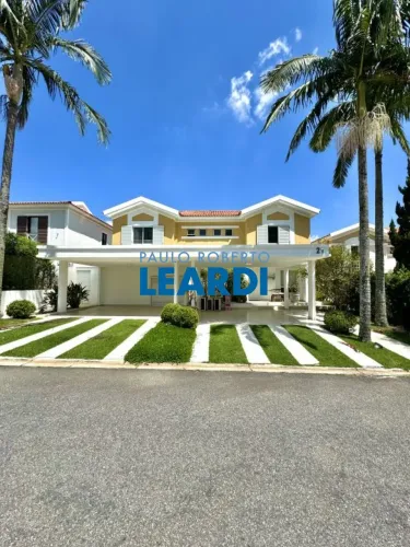 CASA EM CONDOMÍNIO - TAMBORÉ - SP