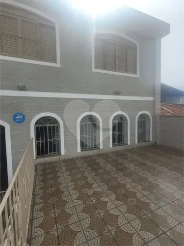Sobrado com 4 quartos à venda ou para locação em Jardim neila - SP