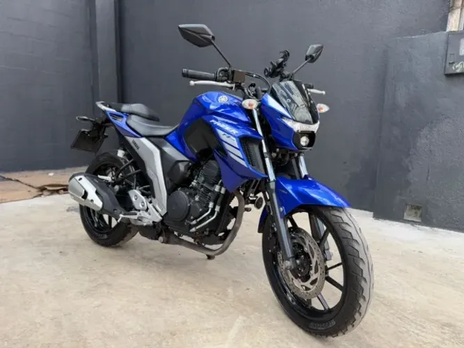 FAZER FZ25 2023
