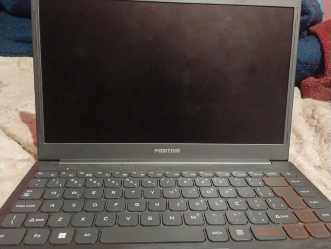 Notebook positivo usado