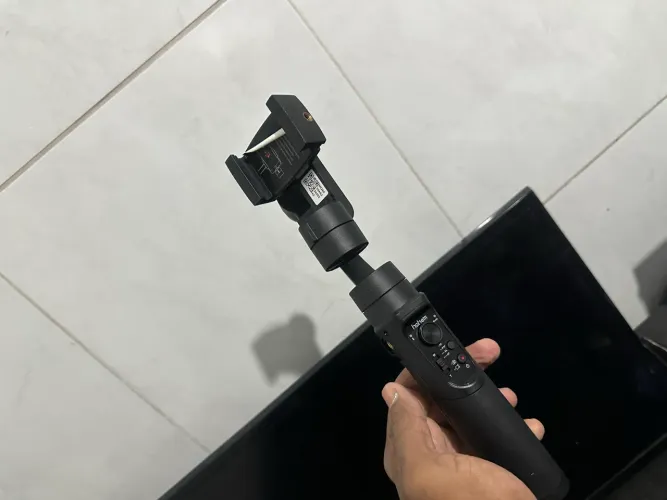Vendo estabilizador para filmagens de celular 