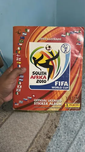 Álbum completo copa 2010 figurinhas já coladas 