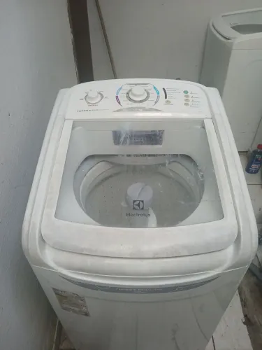 Máquina Electrolux 10kg Faz tudo ( PARADA )