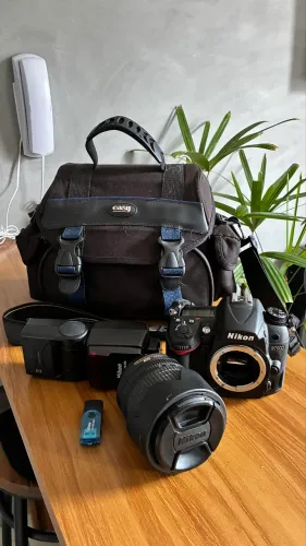 Câmera Nikon D7000 + kit