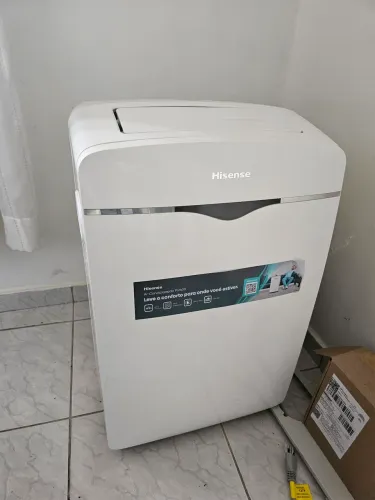 Ar Condicionado Portátil Hisense com Wi-Fi 12.000