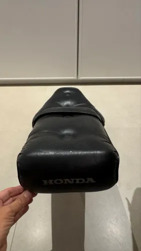 Banco ORIGINAL da moto shadow - Honda