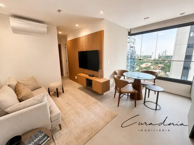 Apartamento mobiliado à venda em Pinheiros, 45 m², 2 dorms e vaga perto da Faria Lima