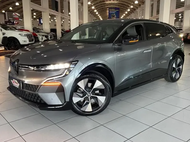Renault Megane E-tech (elétrico) 2024