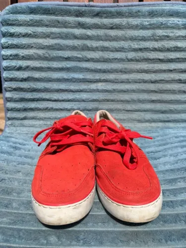 nike sb red