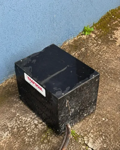 Transformador Trafosol 10 kVA 220V/380V - Funcionando