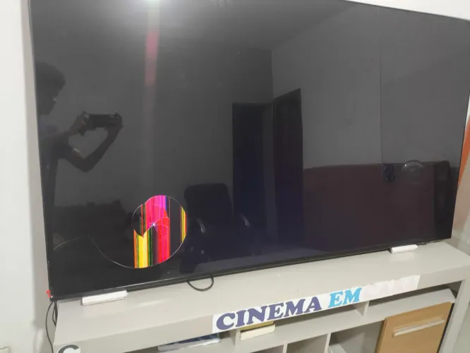Retirada de peças Tv Samsung 75