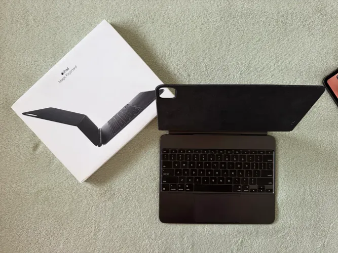 Magic Keyboard | IPad Pro 13