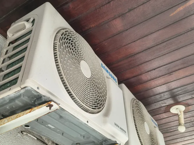 Vendo ar condicionado split Samsung 9000 btus