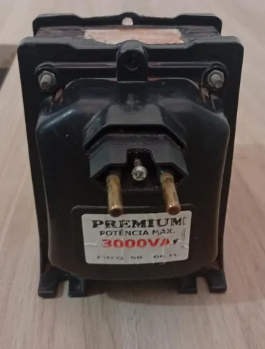 Transformador 3000 VA-110 volts para 220 volts