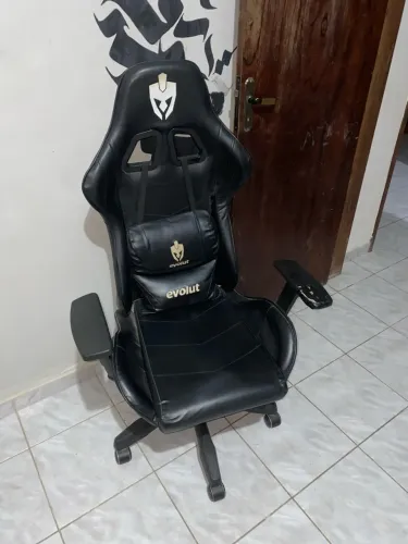 Cadeira Gamer Evolut Preta Usada