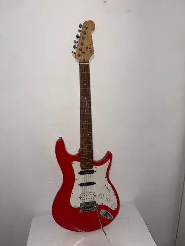 Vendo guitarra Behringer El Toro
