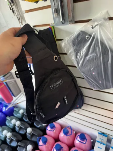 Bolsa pochete estampas variadas