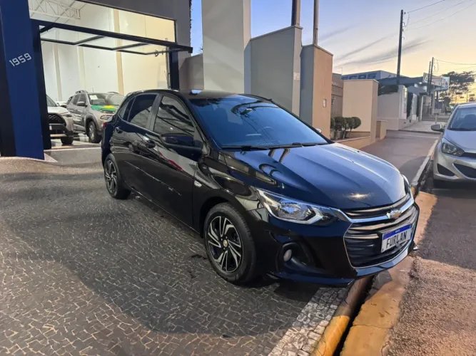 Chevrolet Onix Hatch LT 1.0 12V Flex Mec. 4P 2024