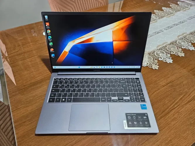 Notebook Samsung Galaxy Book4 Core I3/ 8gb/ 256gb - NP750xgj-kg5