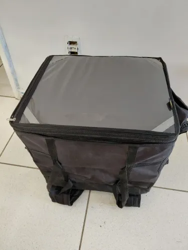Caixa térmica de entrega