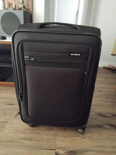 Mala Samsonite Tamanho M - Usada 1 vez