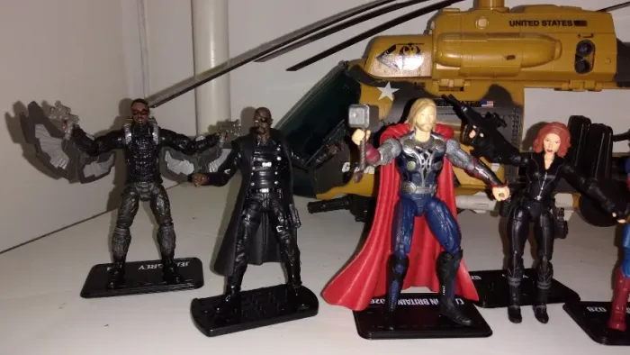 11-PACK AVENGERS' MOVIES. Action figures dos filmes dos Vingadores