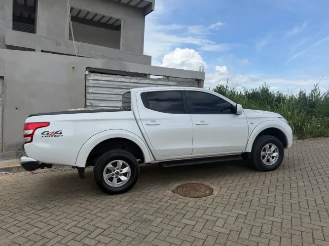 Mitsubishi L200 Triton Sport GLS 2.4 CD Diesel Aut. 2019