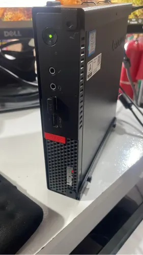 CPU Compacta Lenovo Think Centre M910q