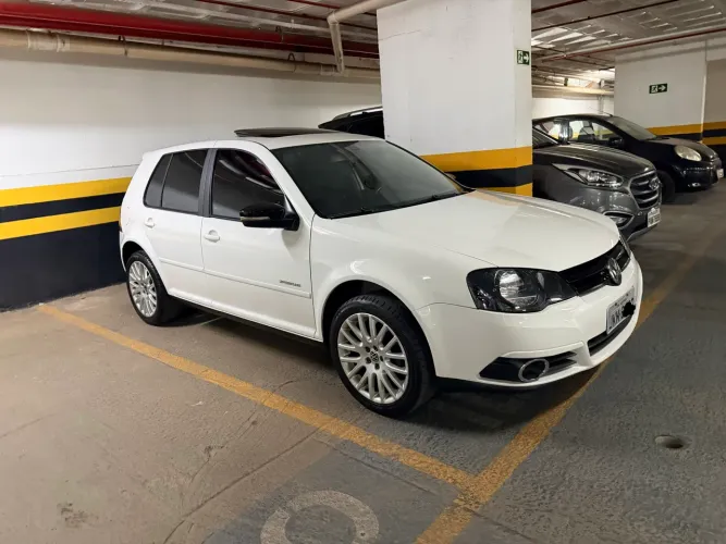 Volkswagen Golf Sportline 1.6 MI Total Flex 8V 4P 2014