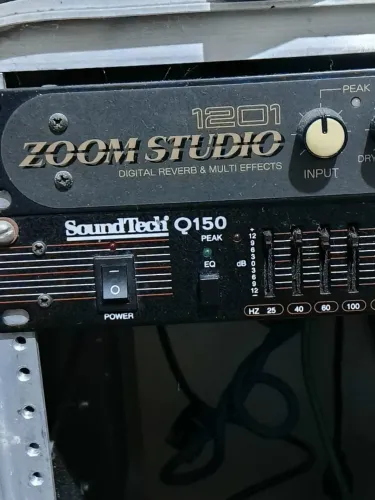 Rack de Som: Mesa Wattsom MXS 8 + Amplificador Pearson + Equalizador + Zoom Studio 1201