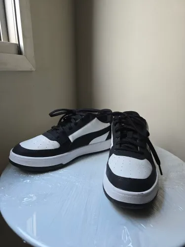 Tênis Puma Preto e branco 39