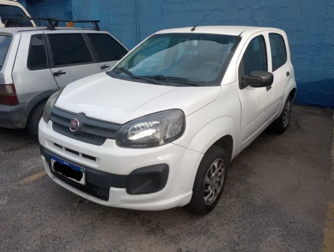 Fiat Uno Attractive 1.0 EVO Fire Flex 8V 5P 2021