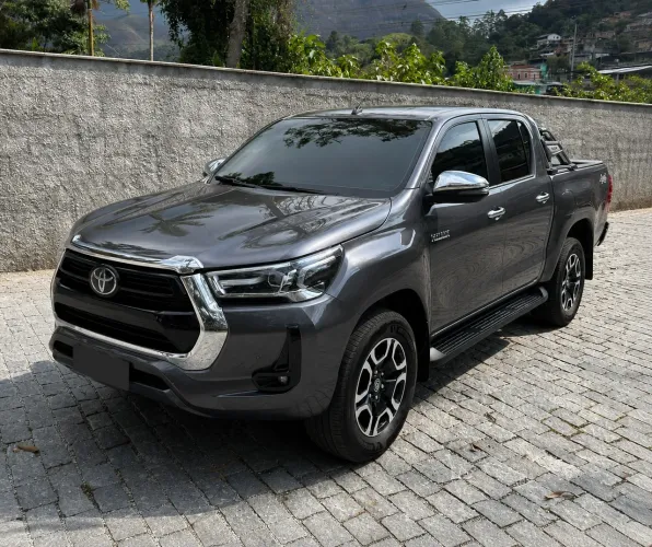Toyota Hilux CD SRX 4X4 2.8 TDI 16V Diesel Aut. 2021