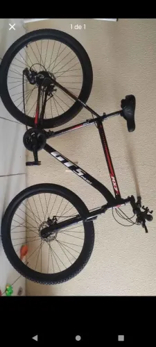 VENDO BICICLETA DA MARCA GTS, ARO 29, EM EXCELENTE ESTADO.