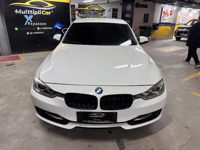 BMW 320I A 2.0 Turbo/activeflex 16V 184cv 4P 2014