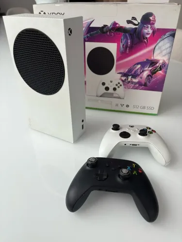 XBOX SERIES S + 2 CONTROLES