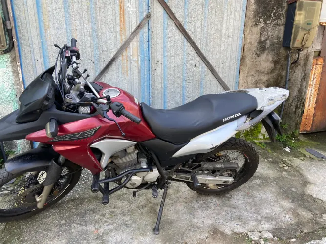 Vendo Xre 300 em perfeito estado 