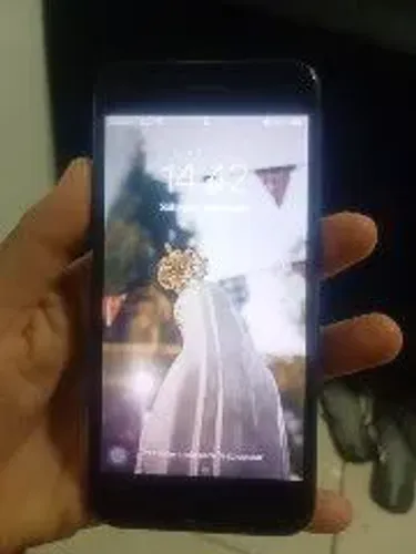 iPhone 7 R$230,00