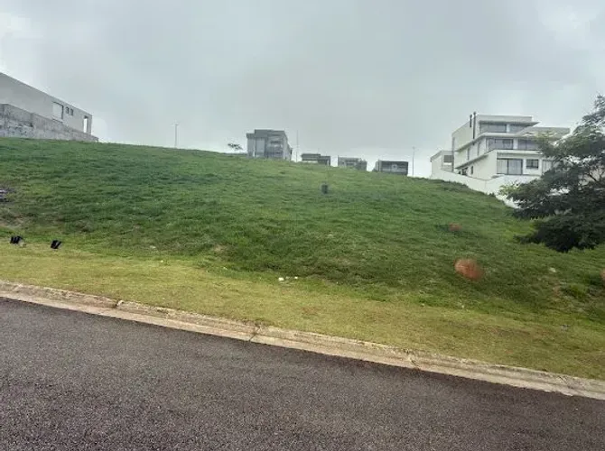 Terreno à venda no Condomínio Altavis Aldeia no Quintas do Ingaí em Santana de Parnaíba - 