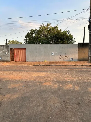 ALUGA-SE CASA EM LUZIMANGUES - TO