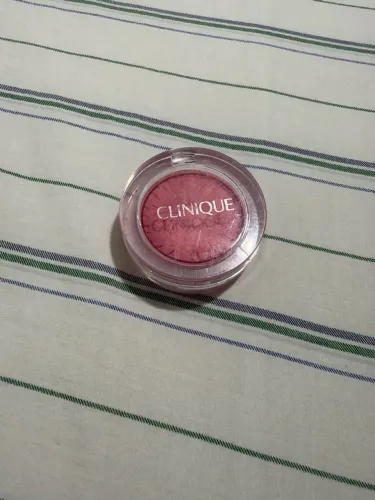 DESAPEGO MAQUIAGEM CLINIQUE BLUSH