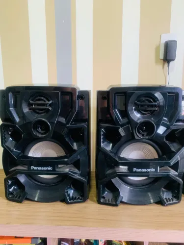 Caixas de som Panasonic